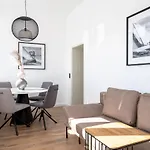 Johouse Apartment 02